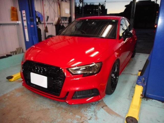 アウディ　A3　社外　フロントグリル　持ち込み　取り付け　　　　　　タイヤ交換　持込パーツ　車検　整備　柏市　流山市　野田市　松戸市　我孫子市　取手市　守谷市　三郷市　吉川市　他地域　大歓迎です！！