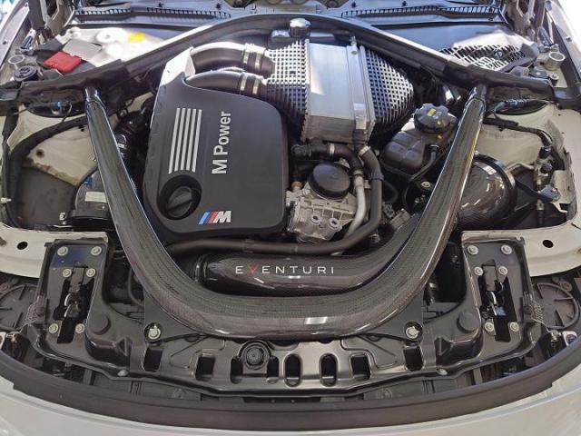 BMW　F８０　M３　エアクリーナー　持ち込み　取り付け　　　　　　　タイヤ交換　持込パーツ　車検　整備　柏市　流山市　野田市　松戸市　我孫子市　取手市　守谷市　三郷市　吉川市　他地域　大歓迎です！！