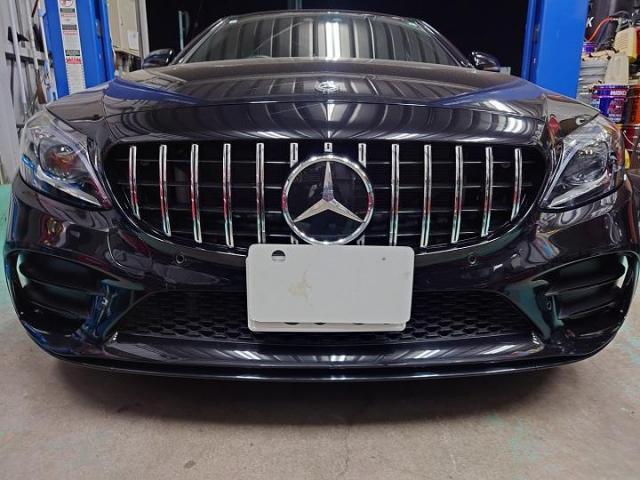 メルセデス・ベンツ　W213　Ｅクラス　クーペ　社外　パナメリカーナグリル　持ち込み　取り付け　　　　　　タイヤ交換　持込パーツ　車検　整備　柏市　流山市　野田市　松戸市　我孫子市　取手市　守谷市　三郷市　吉川市　他地域　大歓迎です！！