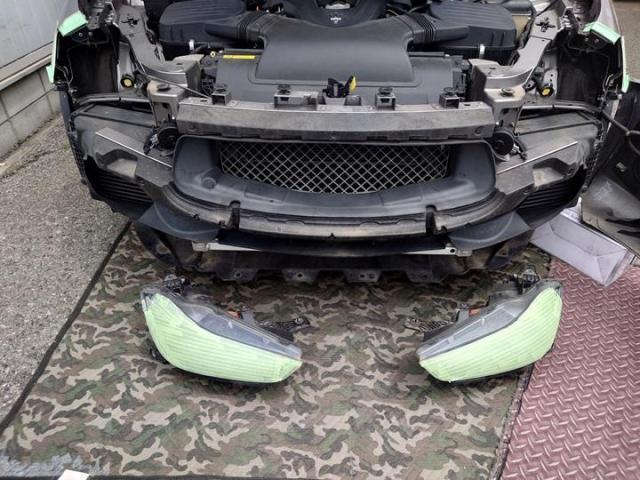 マセラティ　ギブリ　ヘッドライトバルブ　持ち込み　交換　　　　　　　タイヤ交換　持込パーツ　車検　整備　柏市　流山市　野田市　松戸市　我孫子市　取手市　守谷市　三郷市　吉川市　他地域　大歓迎です！！