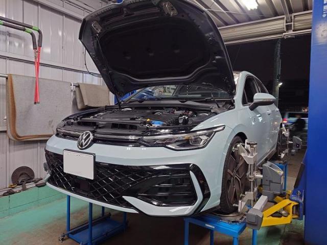 フォルクスワーゲン　ゴルフ８.５　Rライン　ローダウンスプリング　持ち込み　取り付け　アライメント調整　施工　　　　　　持込パーツ　車検　整備　柏市　流山市　野田市　松戸市　我孫子市　取手市　守谷市　三郷市　吉川市　他地域　大歓迎です！！
