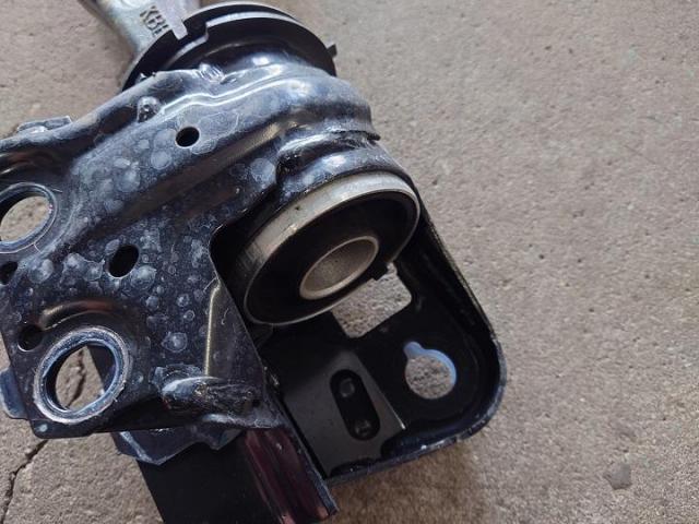 マツダ　ＣＸ－６０　ロアアームブーツ　取り付け　フライングカーペット　施工　　　　　　　持込パーツ　車検　整備　柏市　流山市　野田市　松戸市　我孫子市　取手市　守谷市　三郷市　吉川市　他地域　大歓迎です！！