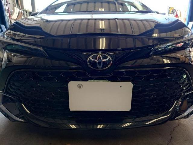 トヨタ　カローラツーリング　フロント　エンブレム　グリル　持ち込み　取り付け　　　　　　　持込パーツ　車検　整備　柏市　流山市　野田市　松戸市　我孫子市　取手市　守谷市　三郷市　吉川市　他地域　大歓迎です！！