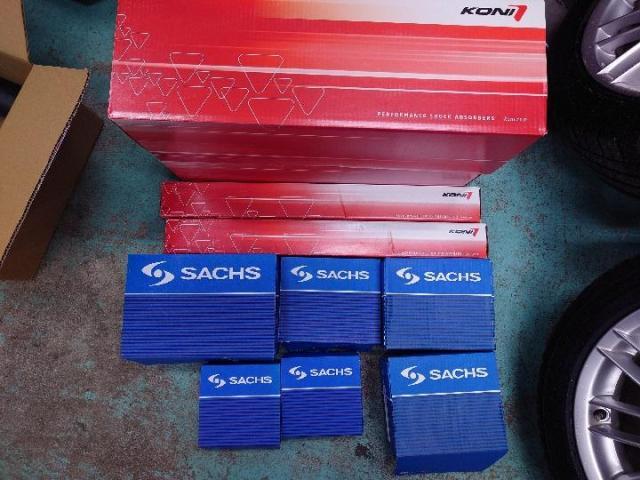 ＢＭＷ　２シリーズ　ショックAssy　持ち込み　取り付け　アライメント調整　施行　　　　　　　持込パーツ　車検　整備　柏市　流山市　野田市　松戸市　我孫子市　取手市　守谷市　　他地域　大歓迎です！！