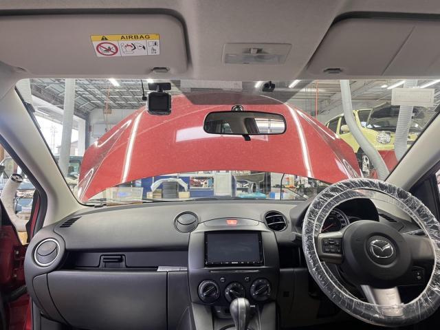 マツダ  デミオ １３C 　前後ドライブレコーダー　出張取り付け（加古川　平野）