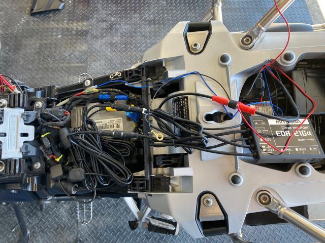 BMW R1200GSA 持ち込みドライブレコーダー取り付け
瀬谷区旭区泉区