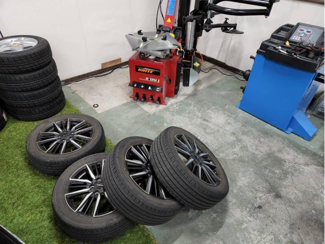 Honda　ステップワゴン　タイヤ交換