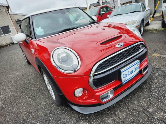 BMW　ミニクーパー　フロントリップ交換