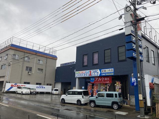 新車市場　十日町店4