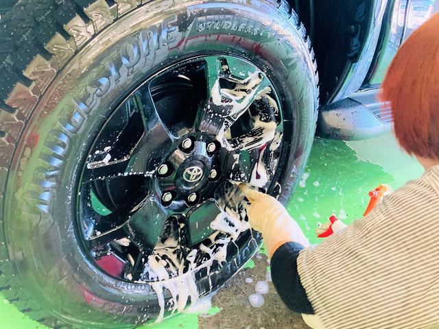 【コーティング１】先ずは洗車し汚れを落とします