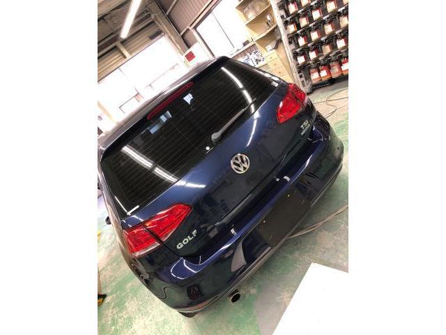 フォルクスワーゲン　ゴルフ　外車　リアバンパー取替　関西ペイント　キズ　ヘコミ　傷　へこみ　板金　塗装　鈑金　板金塗装　ペイント　岸和田　貝塚　泉佐野　熊取　熊取町　田尻　泉南　阪南　キズ直し