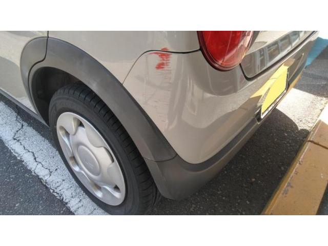 石川県　金沢市　車　スズキ　アルトラパン　リヤバンパー　傷　へこみ　板金　塗装　修理