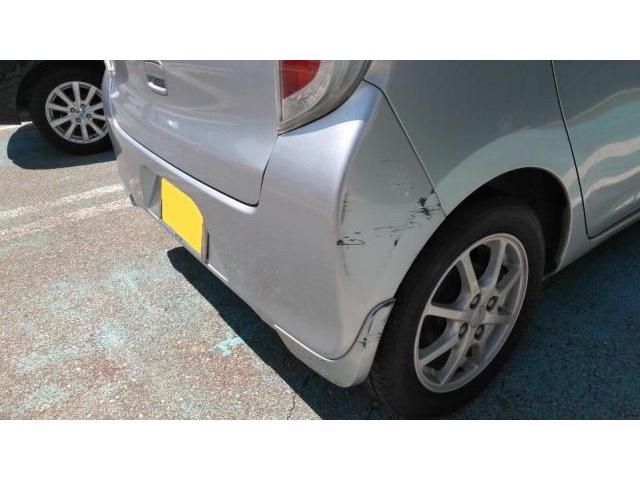 石川県　金沢市　車　スバル　プレオプラス　リヤバンパー　傷　板金　塗装　修理　交換