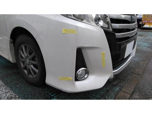 石川県　金沢市　車　トヨタ　ノア　フロントバンパー　傷　板金　塗装　修理