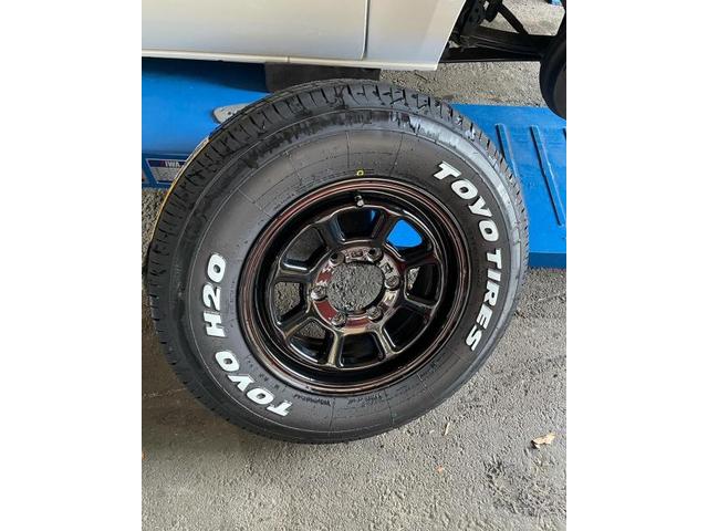 トヨタ 200系ハイエース タイヤホイールセット 取付|グーネット トヨタ 200系ハイエース タイヤホイールセット 取付|グーネット
