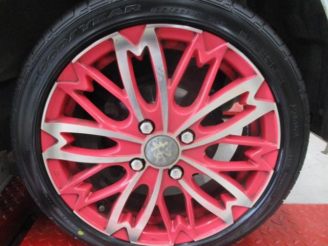 ミツビシ　タウンＢＯＸ　タイヤ交換