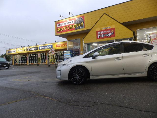TOYOTA プリウス30系 後期 新品アルミと中古タイヤセット TOYOTA プリウス30系 後期 新品アルミと中古タイヤセット