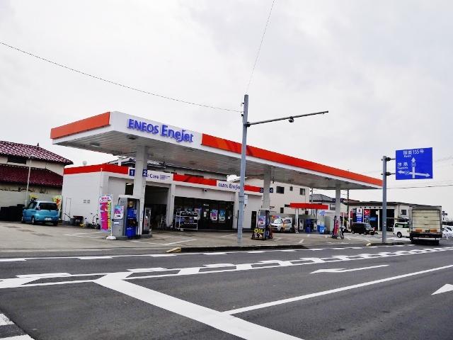 県内に４拠点のガソリンスタンドを運営しております。