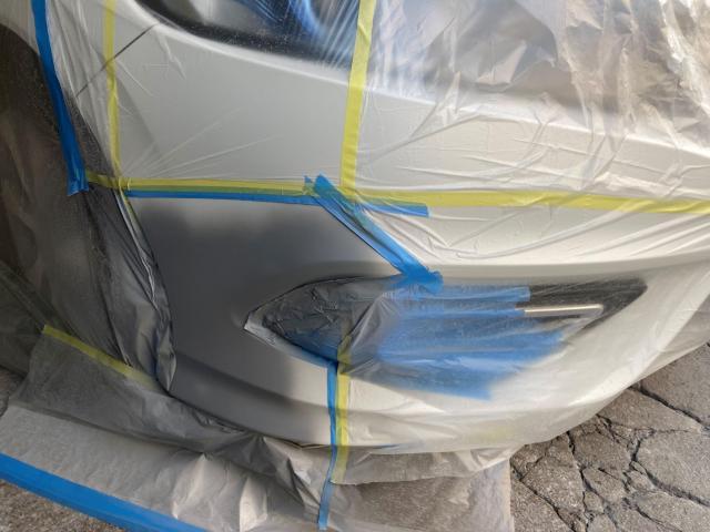 ホンダ　フィット　フロントバンパー塗装　大阪市平野区　板金　塗装