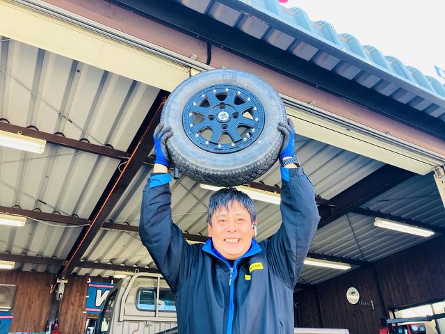 タイヤ保管サービス：年間タイヤ保管料２２００円