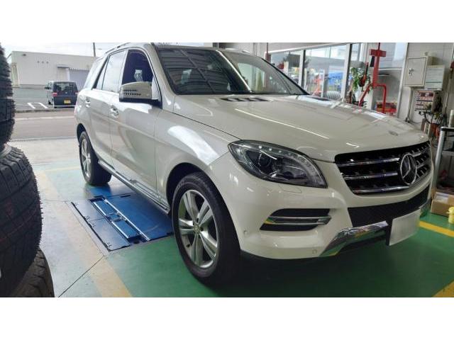 メルセデスベンツ　Mクラス　ML350　19インチ持込タイヤ交換