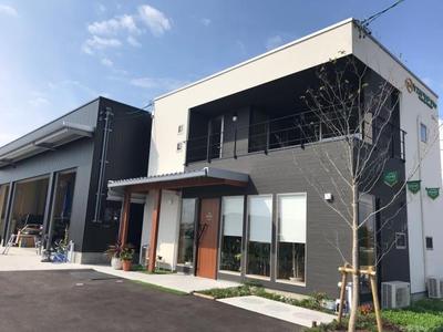 １００円レンタカー米子両三柳の画像