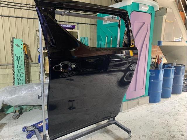 トヨタ　アルファード　鈑金塗装　左スライドドア　キズ　ヘコミ修理　大東市　門真市　寝屋川市