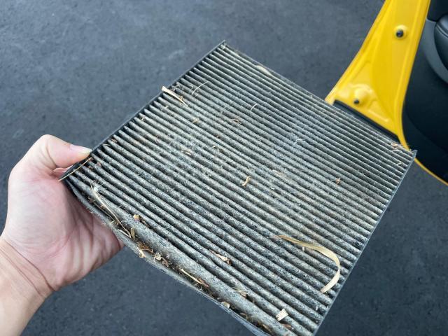 四日市市　ヴェゼル　カーエアコン　洗浄　消臭　除菌　抗菌　Ag+