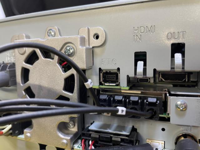 四日市市　C-HR　アマゾン　NETFLIX　カーナビ　接続
ミラーリング