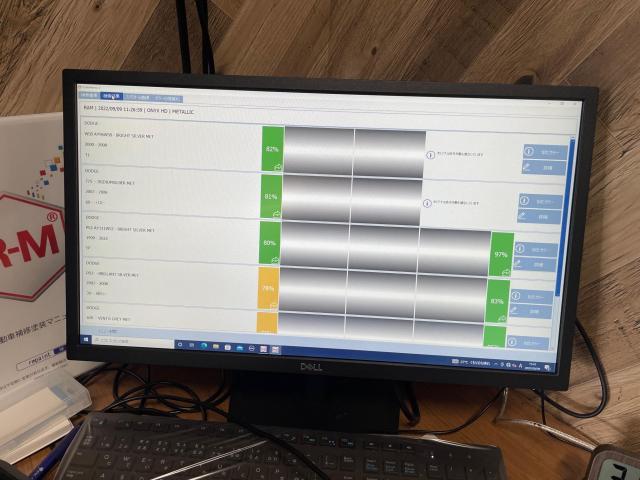 四日市市　ダッジラム　ラム　板金塗装　保険修理　へこみ修理　お値打ち　代車無料　早く修理します　見積もり大歓迎