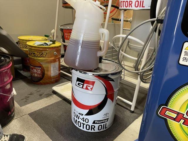 【車検】ポロ　フォルクスワーゲン　車検整備　お値打ち　安い　早い　代車無料　エンジンオイル交換　オイル交換　ブレーキオイル　交換　三重県　四日市市　