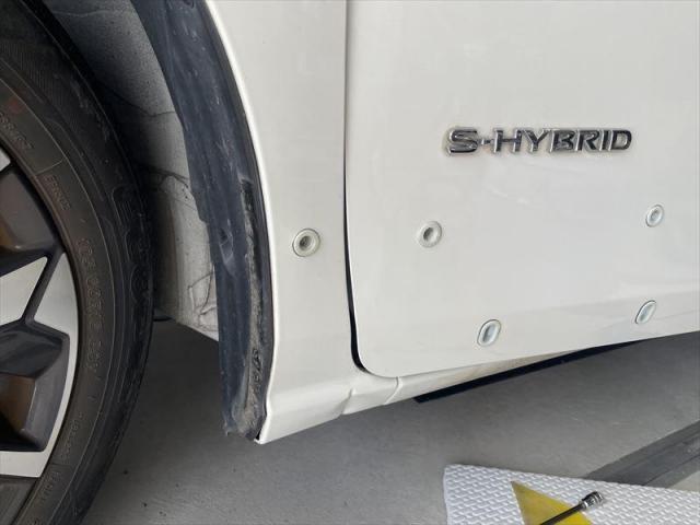 【スライドドアモール交換】セレナ　スライドドア　部品交換　こすり傷　板金塗装　お値打ち　安い　早い　代車無料　三重県　四日市市　鈴鹿市　カフェスペース　カード支払い　電子マネー決済　