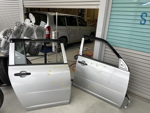 【ドア修理】 プロボックス　サクシード　ドア修理　リサイクル部品　対物保険　板金塗装　代車無料　おしゃれ　板金工場　整備工場　三重県　四日市市