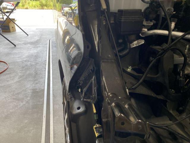 【フロント修理②】Ｎ－ＢＯＸ　フロント修理　保険修理　車両保険　塗装　鈑金　水性塗料　フロントバンパー　ヘッドライト　フォグランプ　代車無料　オリーブカーズ　三重県　四日市市