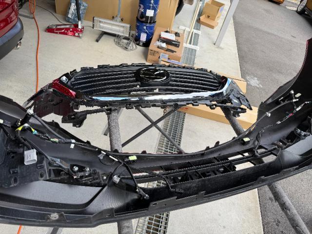 【グリル交換】　ＣＸ－８　フロントグリル交換　　持ち込み　部品持ち込み　カスタム　お値打ち　安い　代車無料　オリーブカーズ　三重県　四日市市　