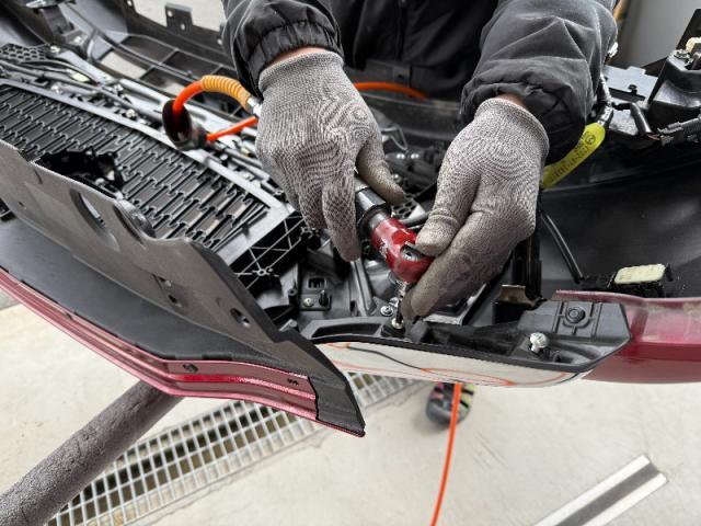 【グリル交換】　ＣＸ－８　フロントグリル交換　　持ち込み　部品持ち込み　カスタム　お値打ち　安い　代車無料　オリーブカーズ　三重県　四日市市　