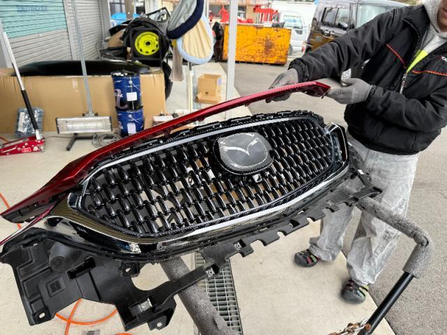 【グリル交換】　ＣＸ－８　フロントグリル交換　　持ち込み　部品持ち込み　カスタム　お値打ち　安い　代車無料　オリーブカーズ　三重県　四日市市　