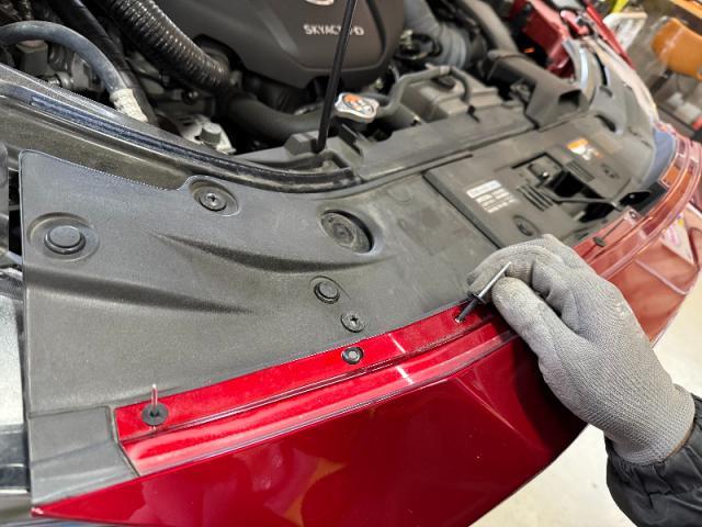 【グリル交換】　ＣＸ－８　フロントグリル交換　　持ち込み　部品持ち込み　カスタム　お値打ち　安い　代車無料　オリーブカーズ　三重県　四日市市　