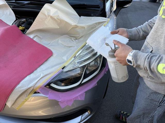 【ヘッドライトコーティング】 ルノー　ルーテシア　ヘッドライトくもり　ヘッドライト黄ばみ　磨き　お値打ち　安い　早い　代車無料　オリーブカーズ　三重県　四日市市