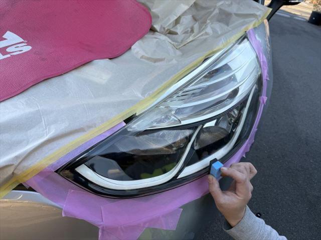 【ヘッドライトコーティング】 ルノー　ルーテシア　ヘッドライトくもり　ヘッドライト黄ばみ　磨き　お値打ち　安い　早い　代車無料　オリーブカーズ　三重県　四日市市