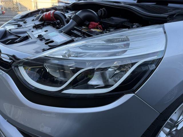 【ヘッドライトコーティング】 ルノー　ルーテシア　ヘッドライトくもり　ヘッドライト黄ばみ　磨き　お値打ち　安い　早い　代車無料　オリーブカーズ　三重県　四日市市