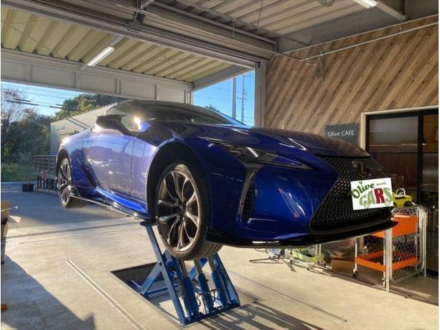 【スポイラー取付】レクサス　ＬＣ　LC500　スポイラー取付　カスタム　エアロ　部品持ち込み　お値打ち　安い　早い　代車無料　オリーブカーズ　三重県　四日市市