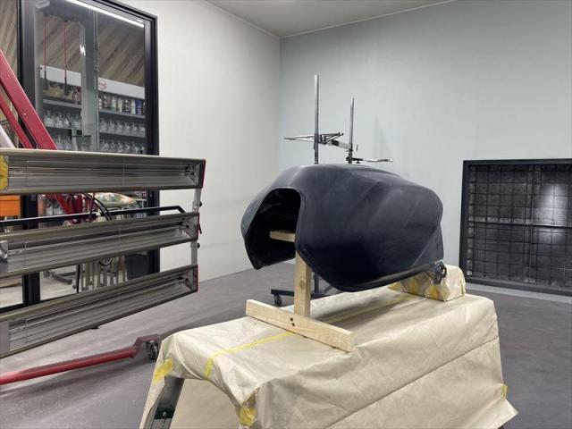 【タンク塗装】　　バイク　タンク塗装　カスタム　塗装　水性塗料　オリーブカーズ
