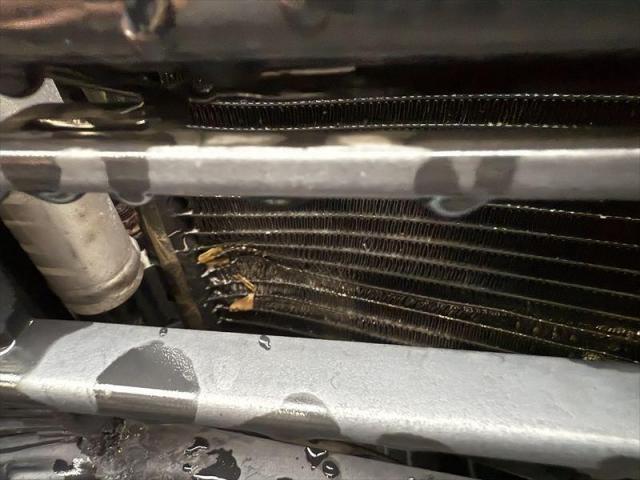 【フロント修理①】 ホンダ　Ｎ－ＷＧＮ　保険修理　車両保険　キズ修理　へこみ修理　バンパー　ナンバー　板金　塗装　水性塗料　オリーブカーズ　三重県　四日市市