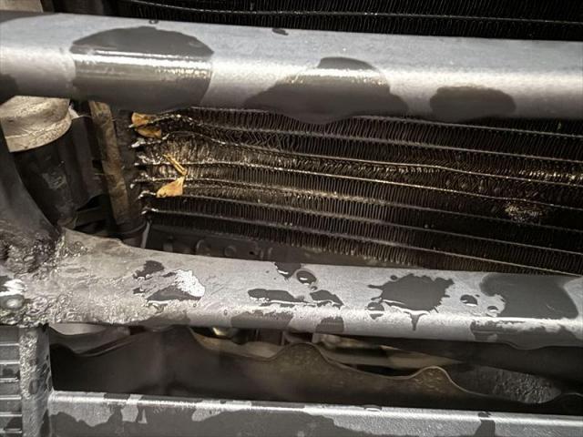【フロント修理①】 ホンダ　Ｎ－ＷＧＮ　保険修理　車両保険　キズ修理　へこみ修理　バンパー　ナンバー　板金　塗装　水性塗料　オリーブカーズ　三重県　四日市市