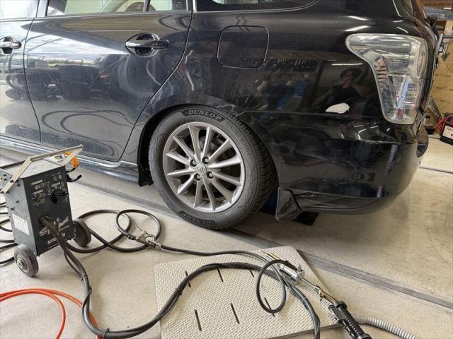 【キズ修理②】 カローラフィールダー　へこみ修理　板金　塗装　保険修理　水性塗料　代車無料　オリーブカーズ　三重県　四日市市