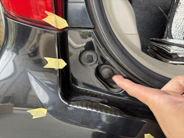 【へこみ修理①】 ムーヴ　リヤゲート　トランク　ドア修理　へこみ　キズ修理　塗装　水性塗料　保険修理　車両保険　代車無料　オリーブカーズ　三重県　四日市市