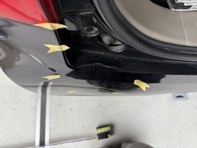 【へこみ修理①】 ムーヴ　リヤゲート　トランク　ドア修理　へこみ　キズ修理　塗装　水性塗料　保険修理　車両保険　代車無料　オリーブカーズ　三重県　四日市市