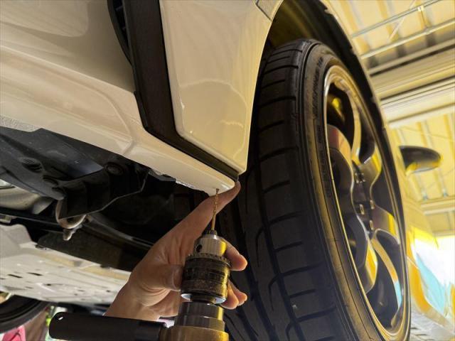 【スポイラー取り付け】　ＧＲ８６　フロントスポイラー　エアロ　カスタム　部品持ち込み歓迎　お値打ち　安い　代車無料　オリーブカーズ　三重県　四日市市