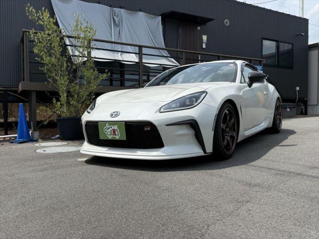 【スポイラー取り付け】　ＧＲ８６　フロントスポイラー　エアロ　カスタム　部品持ち込み歓迎　お値打ち　安い　代車無料　オリーブカーズ　三重県　四日市市